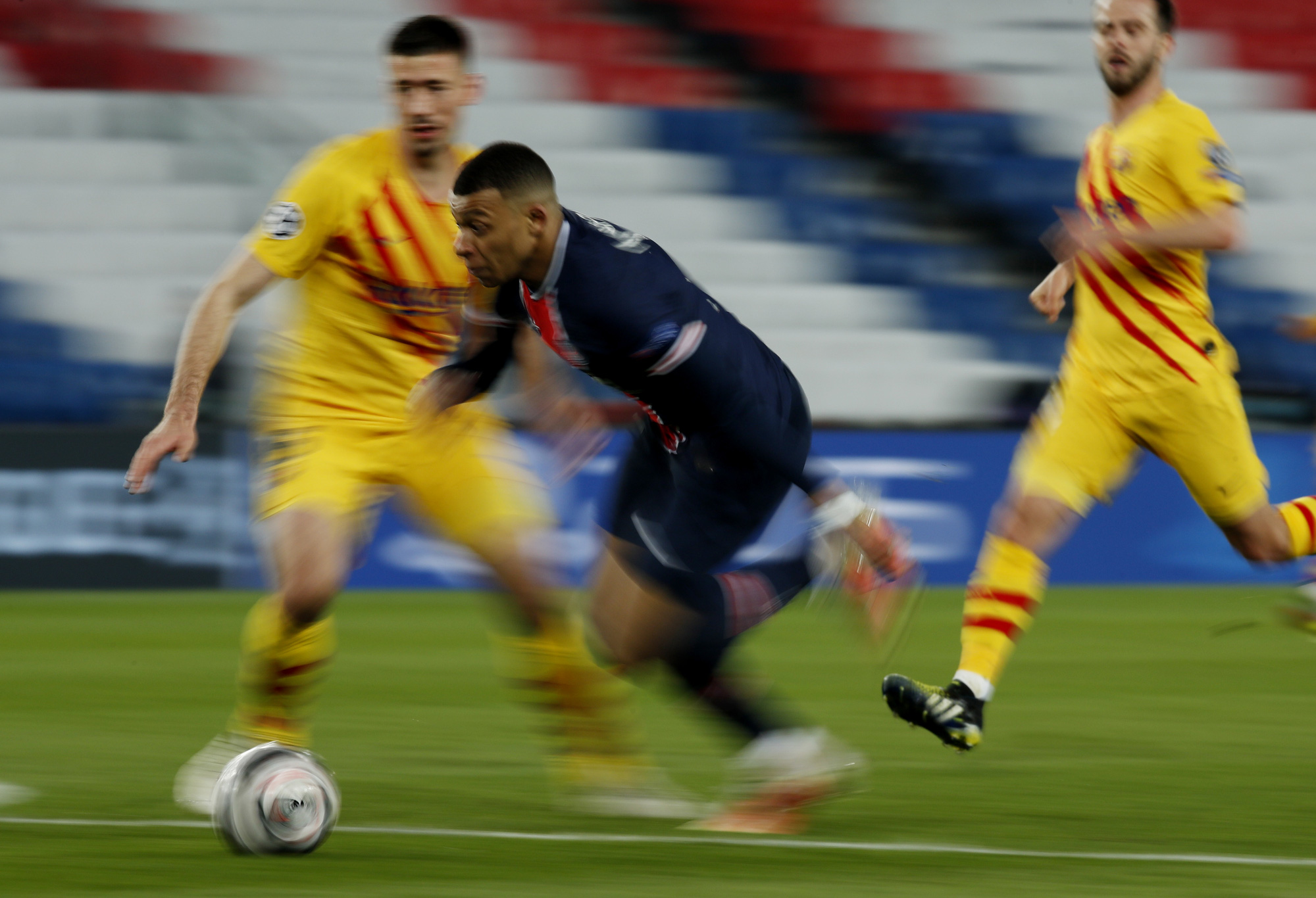 Huyền thoại Man United tin rằng Liverpool sẽ c&oacute; được ch&acirc;n s&uacute;t Mbappe - Ảnh 1.