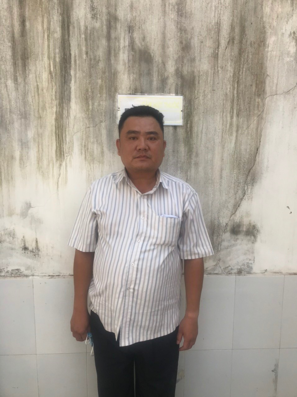 Bắt giam 3 c&aacute;n bộ tiếp tay doanh nghiệp trốn thuế - Ảnh 5.