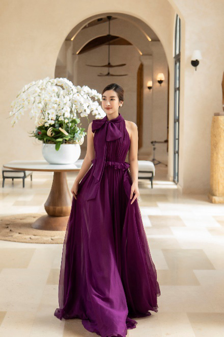 Hoa hậu Đỗ Mỹ Linh kh&aacute;m ph&aacute; khu nghỉ dưỡng sắp khai trương ở Mũi N&eacute; - Ảnh 3.