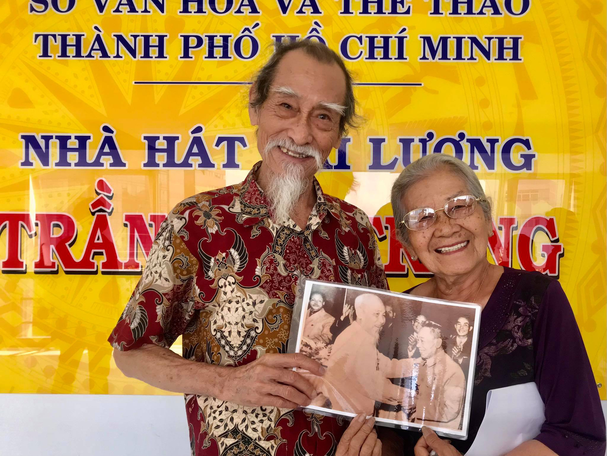 NSƯT Phi Điểu, Mạnh Dung hồ hởi với Nhà Truyền thống Cải lương Nam Bộ
