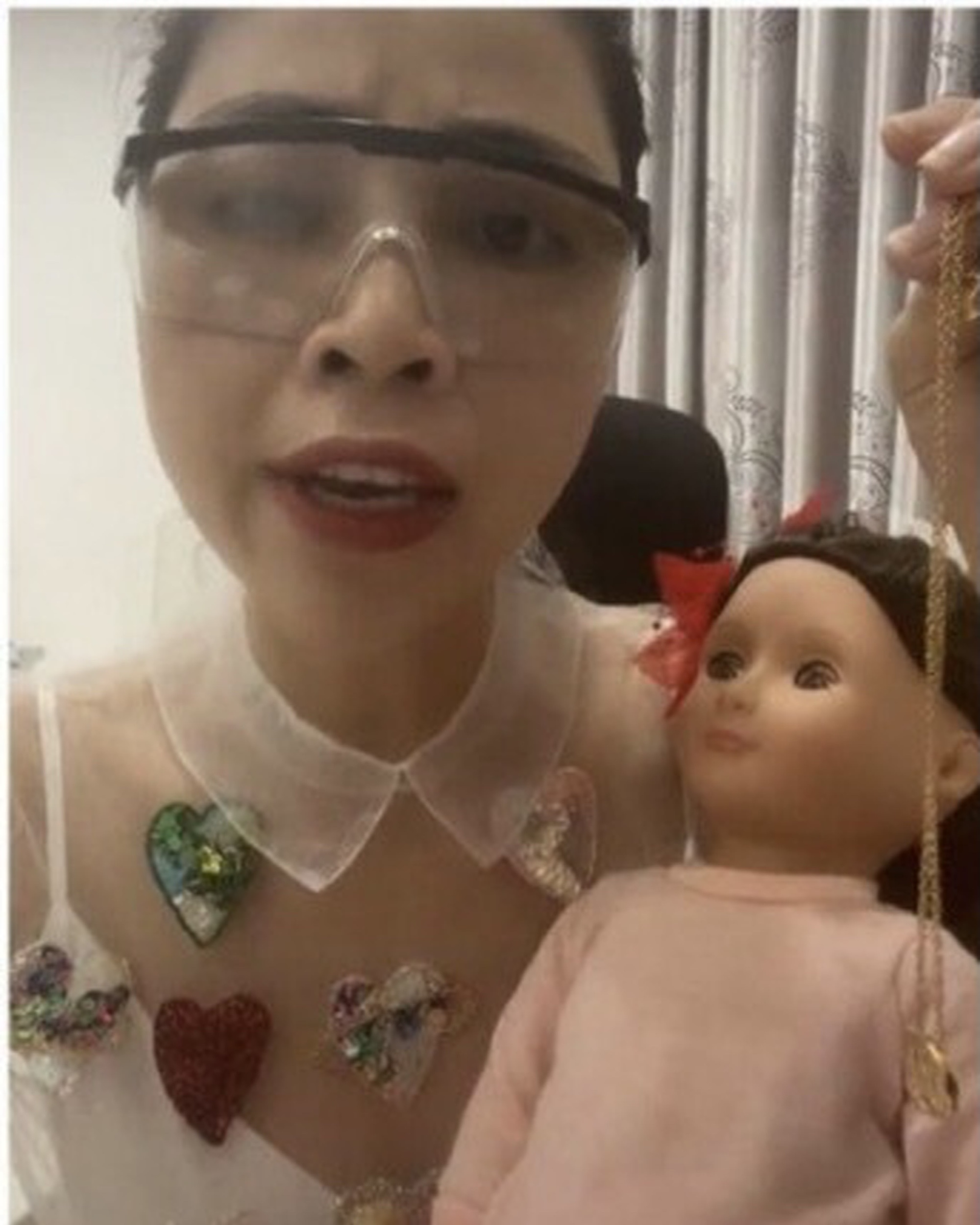 YouTuber Thơ Nguyễn đang nhập viện