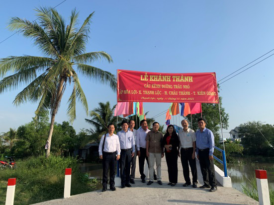 Quỹ Đinh Thiện Lý trao tặng 2 cây cầu ở Kiên Giang - Ảnh 2.