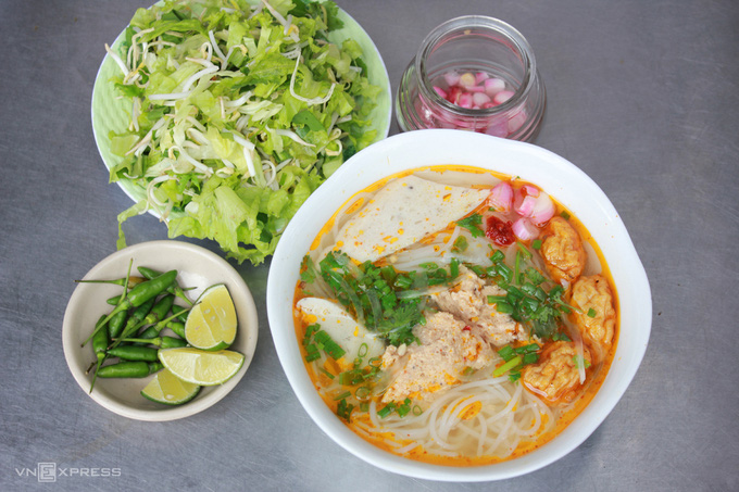 6 m&oacute;n ăn kh&ocirc;ng thể bỏ lỡ khi đến Quy Nhơn - Ảnh 1.