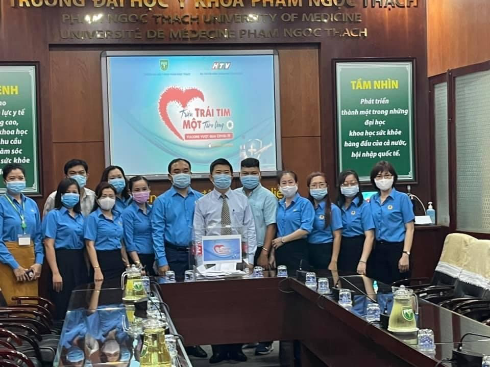 Đại học Y khoa Phạm Ngọc Thạch hưởng ứng chương trình “Triệu trái tim - Một tấm lòng - Vaccine vượt qua Covid -19”