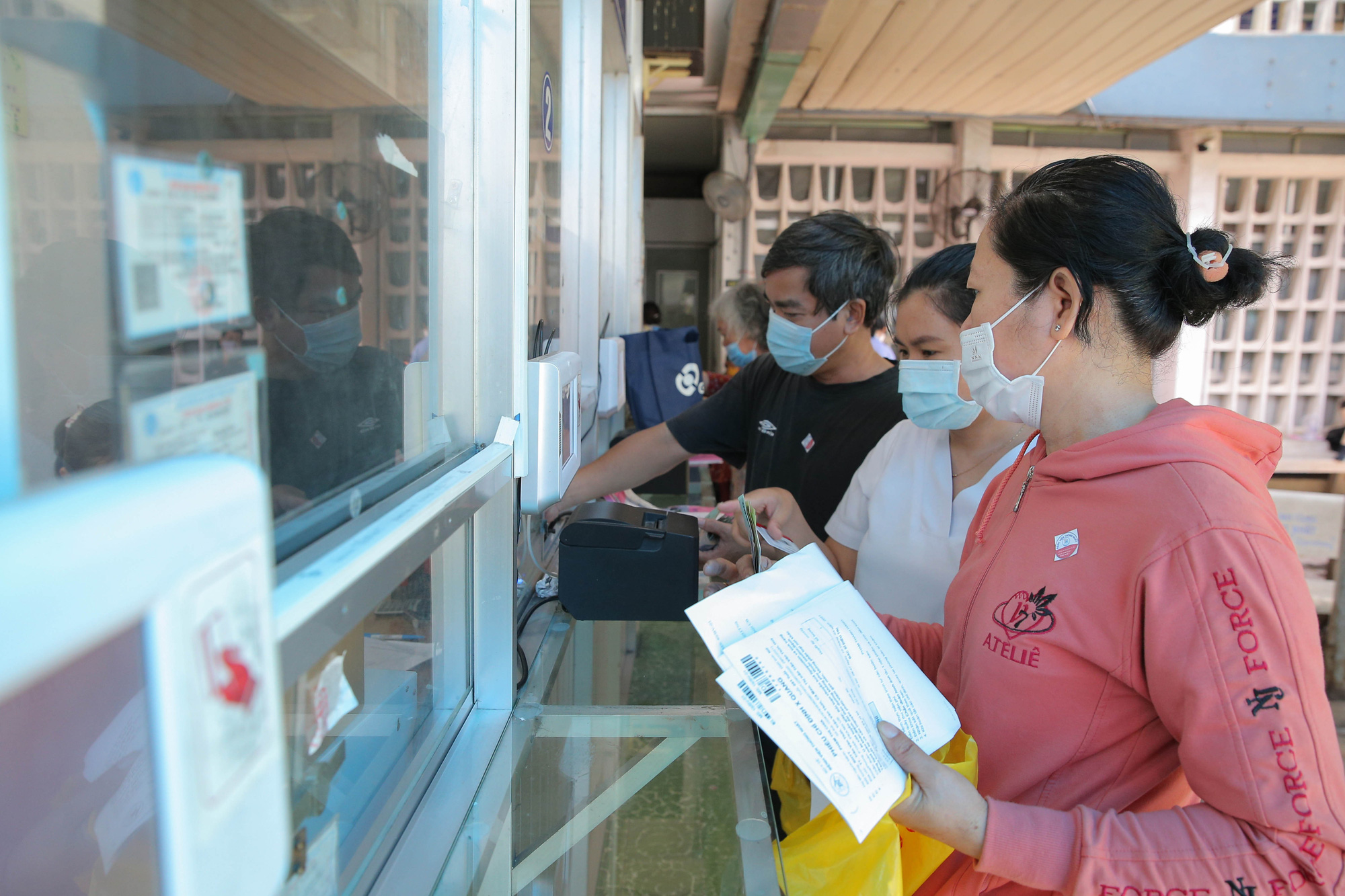 Bệnh án điện tử: Tiện lợi nhưng chậm triển khai - Ảnh 1.
