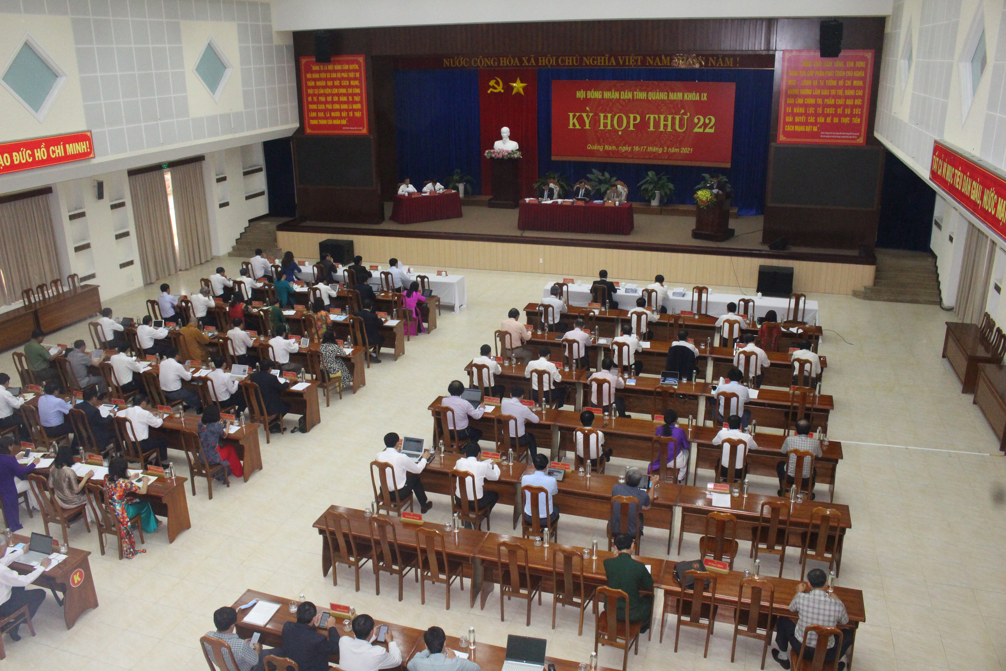 Quảng Nam trình HĐND chuyển đổi hơn 41 ha rừng để làm thủy điện, đường, khu đô thị