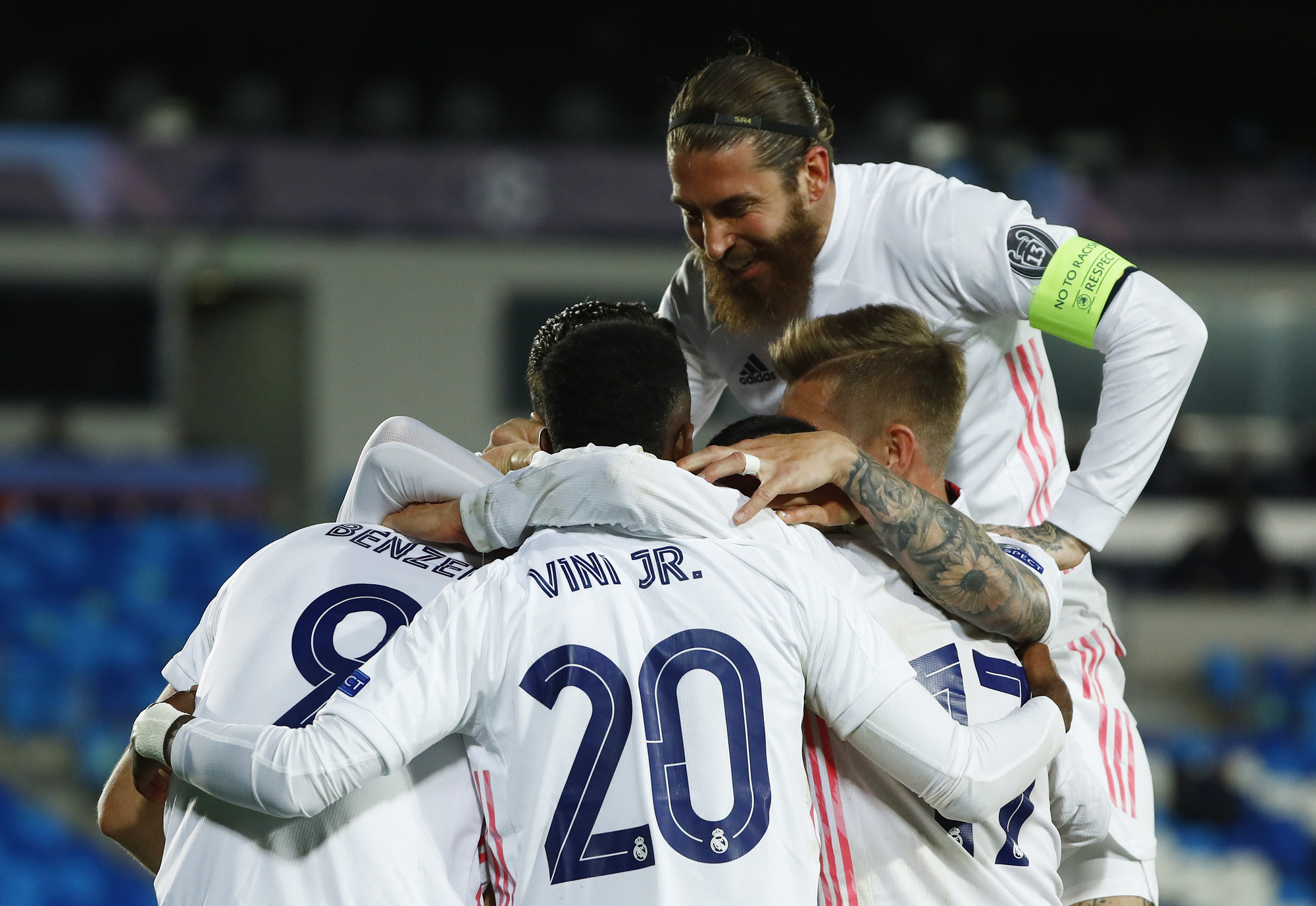 Cản bước "ngựa ô" Atalanta, Real Madrid vào tứ kết Champions League
