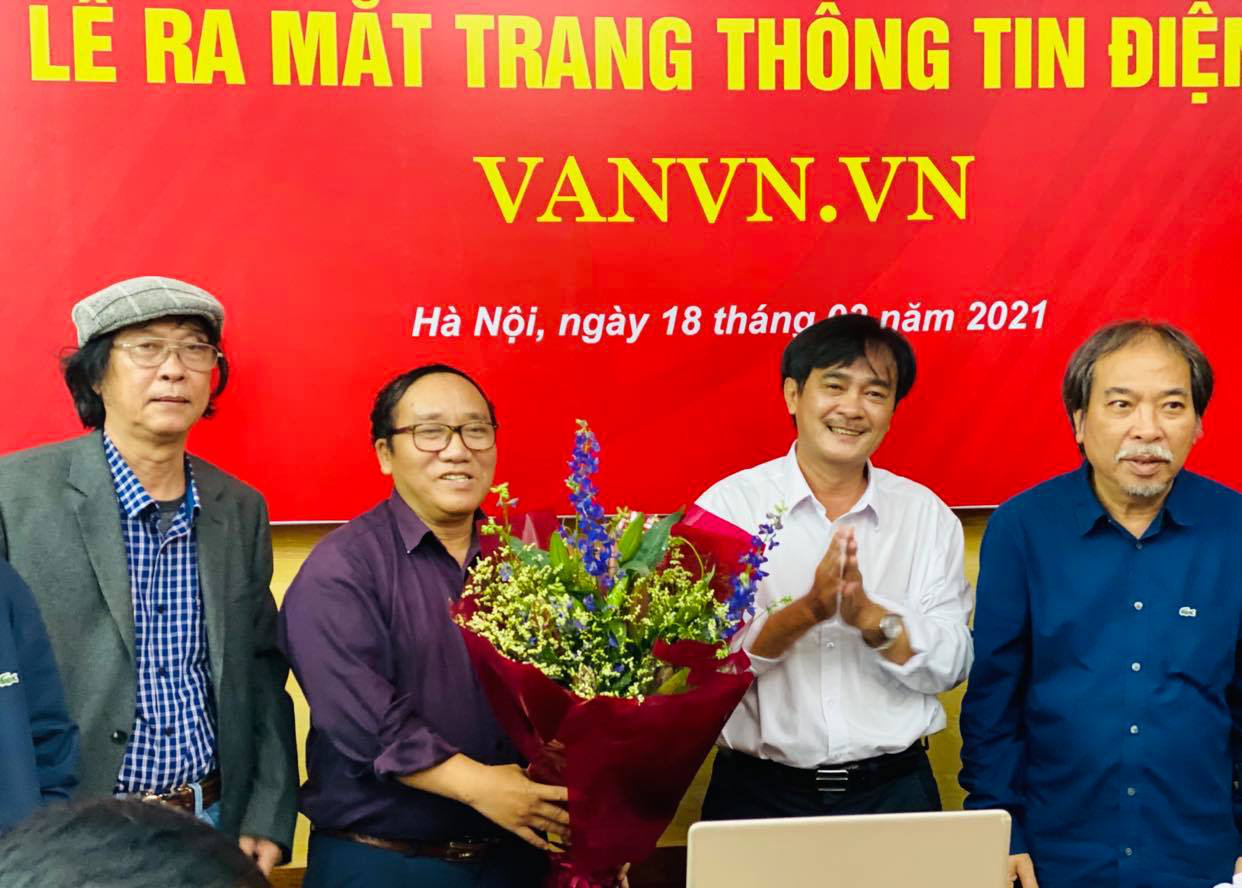 Chủ tịch Hội nhà văn Việt Nam muốn đẩy tư thế của nhà văn trước xã hội