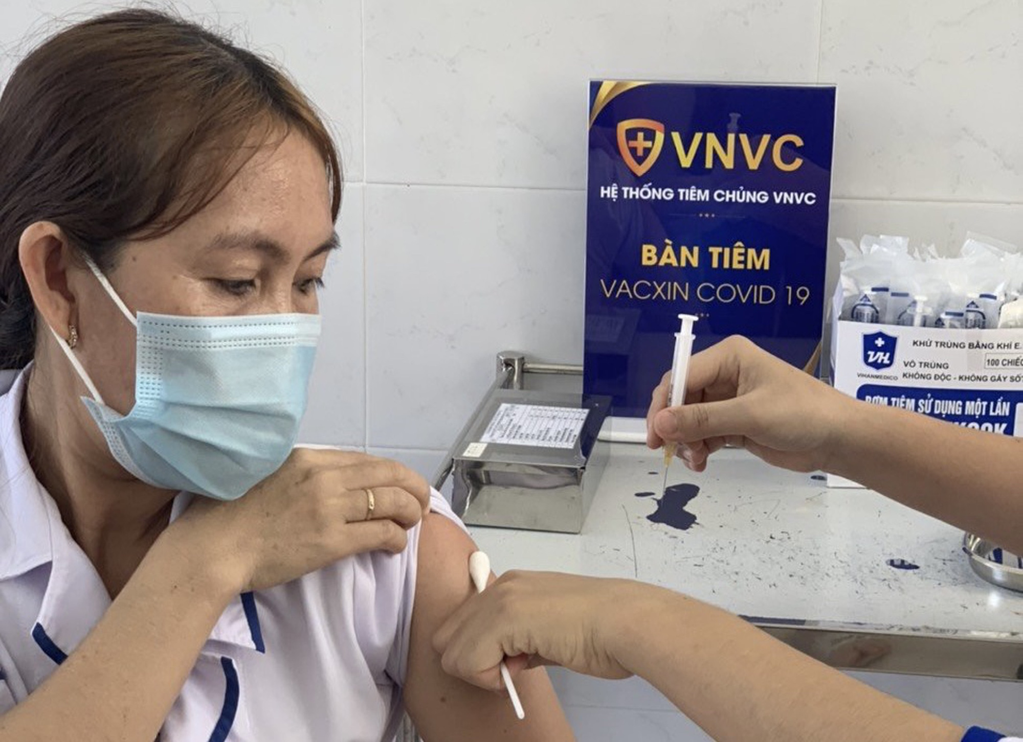 Bà Rịa-Vũng Tàu triển khai tiêm vắc-xin Covid-19