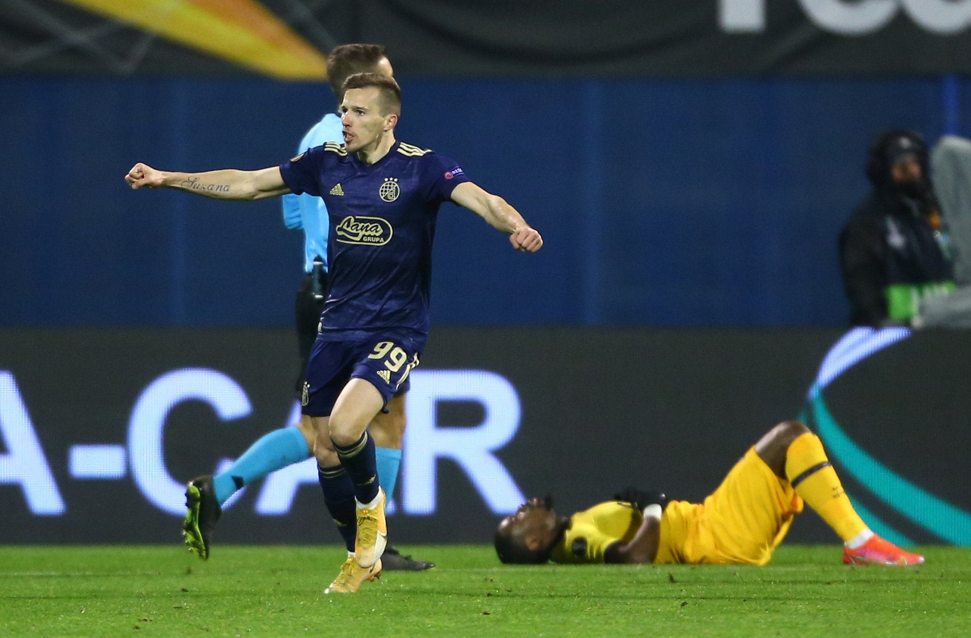 Tottenham thua sốc, dừng bước đầy tủi hổ ở Europa League - Ảnh 2.