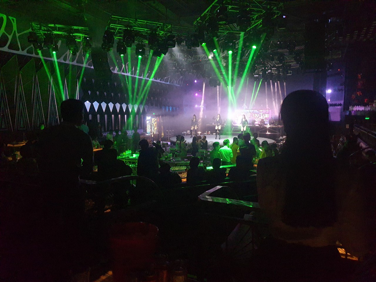 Hải Phòng: Vũ trường, quán bar, karaoke hoạt động trở lại