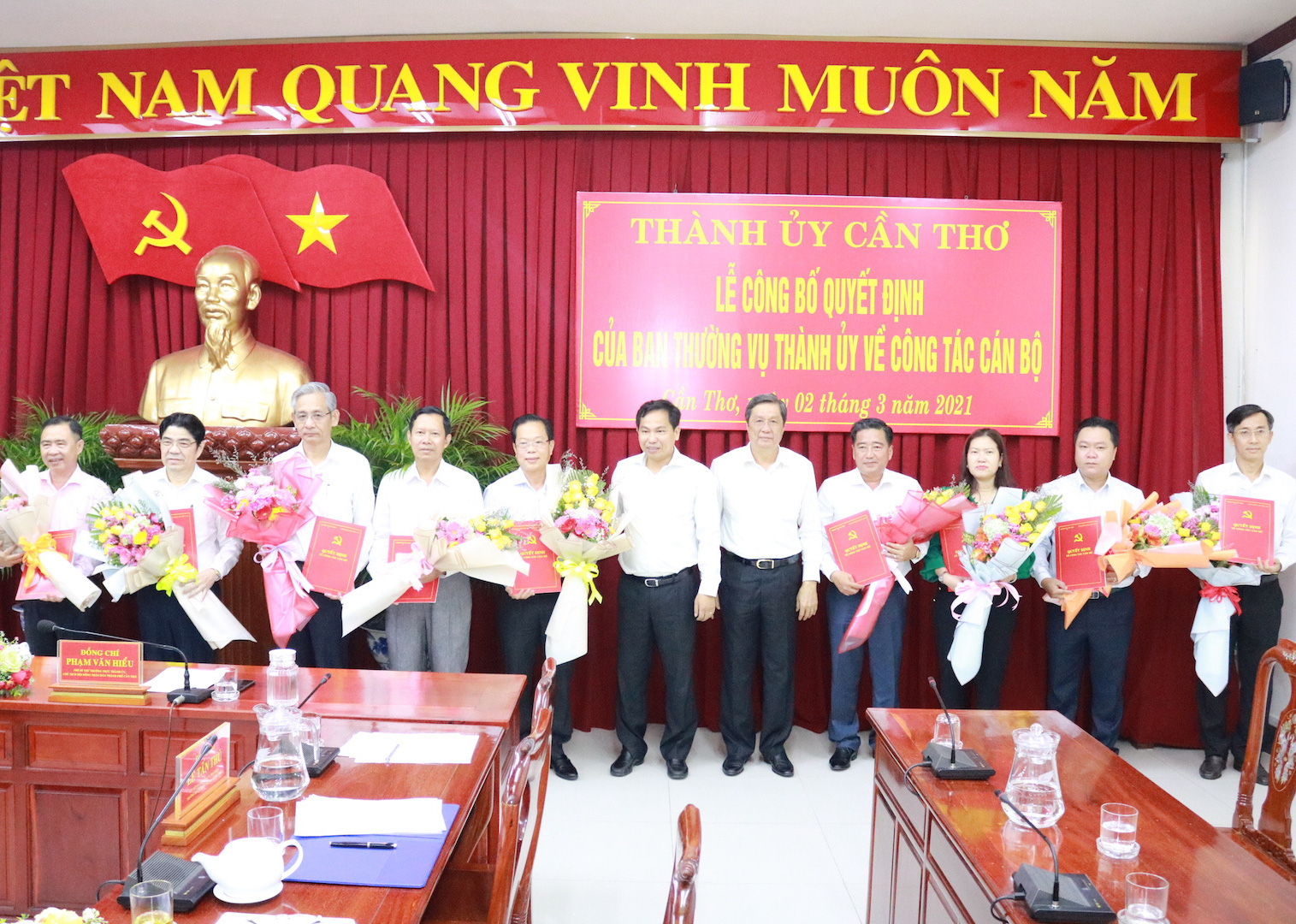 Cần Thơ: Luân chuyển, điều động hàng loạt cán bộ
