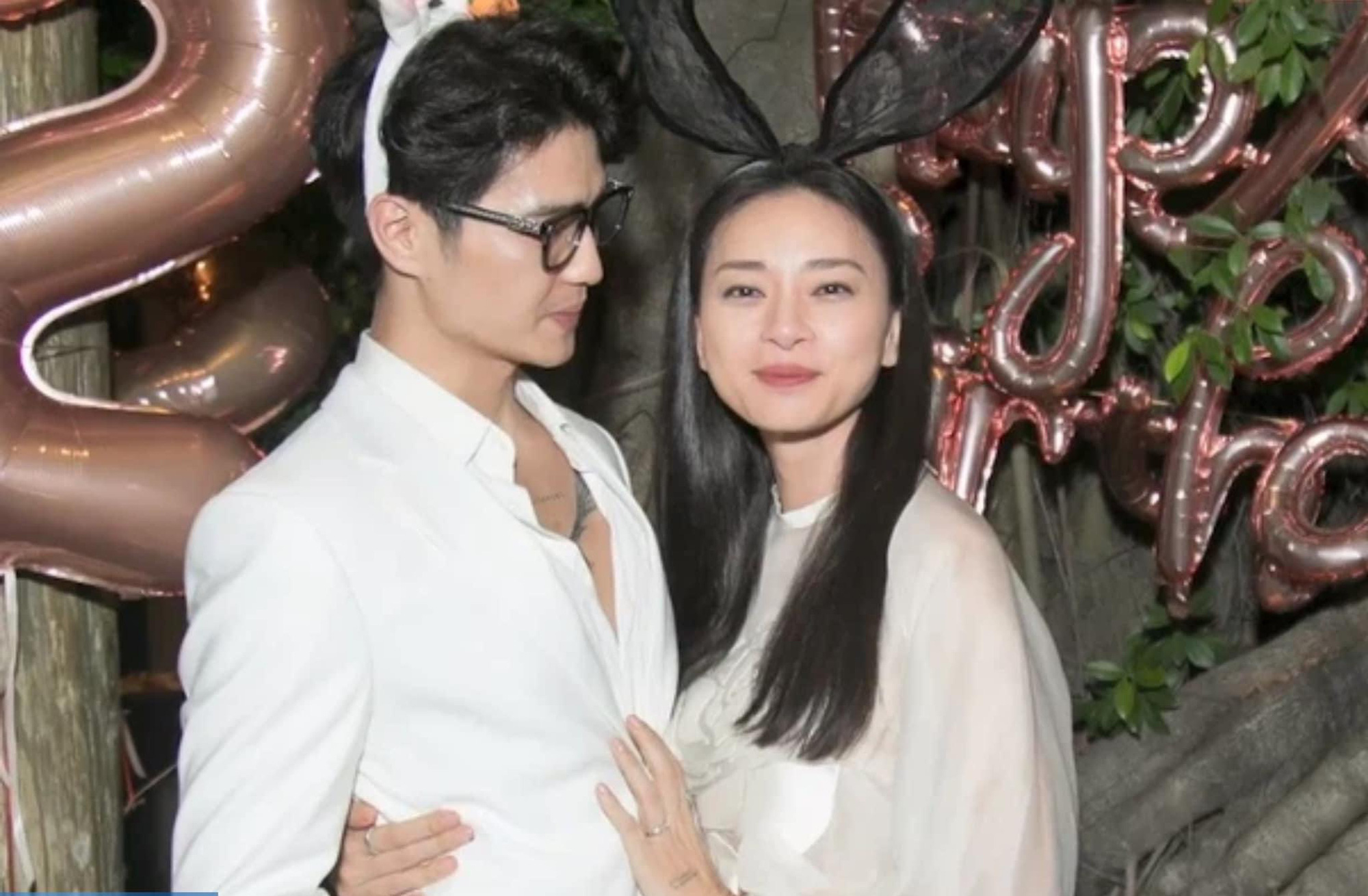 Các người đẹp showbiz đang dần công khai tình yêu