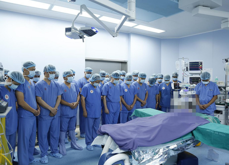 Gia đình người hiến tim muốn tìm người được ghép tim: Giám đốc BV Việt Đức nói gì?