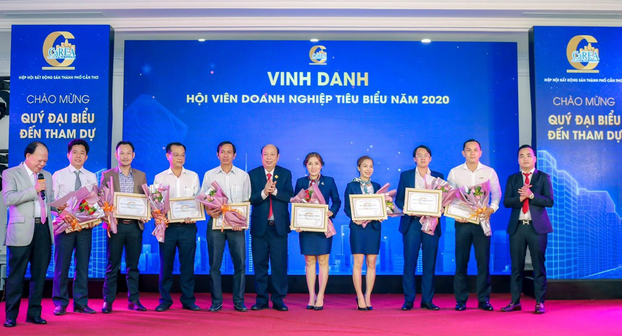 Công ty CP Bất động sản Cần Thơ được vinh danh