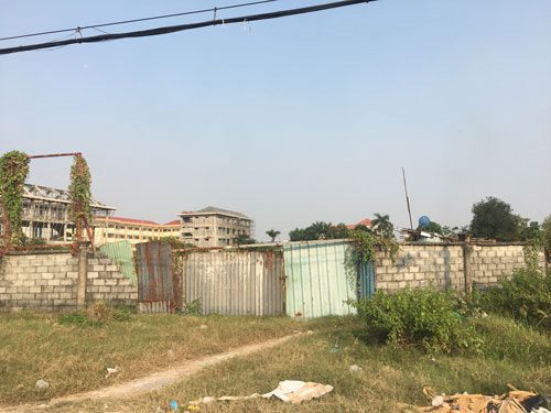 QUẢN CHẶT NH&Agrave;, &ETH;ẤT C&Ocirc;NG (*): &ETH;ịa phương bức x&uacute;c, kiến nghị - Ảnh 1.