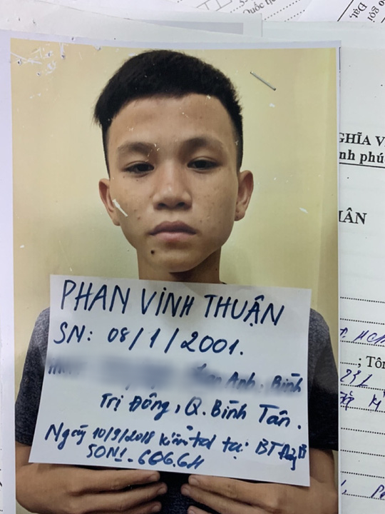 V&igrave; sao c&ocirc;ng an điều tra ri&ecirc;ng 4 đối tượng trong băng &aacute;o cam? - Ảnh 3.