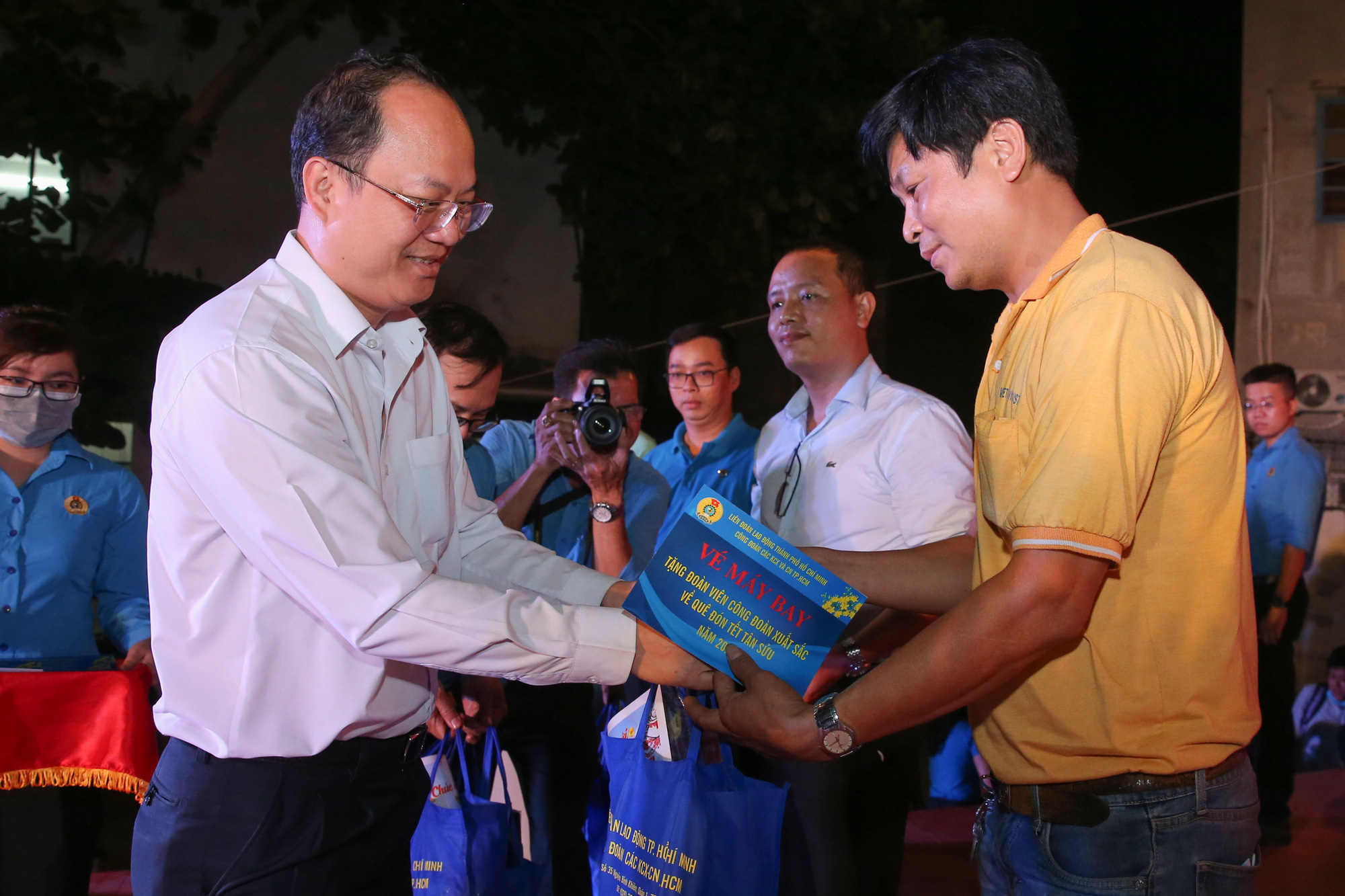 TP HCM: Hơn 1,6 triệu đoàn viên, người lao động được chăm lo Tết - Ảnh 1.