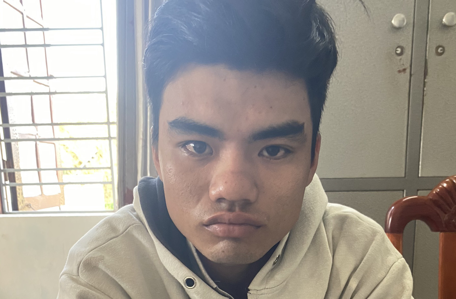 Kẻ chặn đường đâm người phụ nữ suýt chết bị khởi tố tội "Giết người"