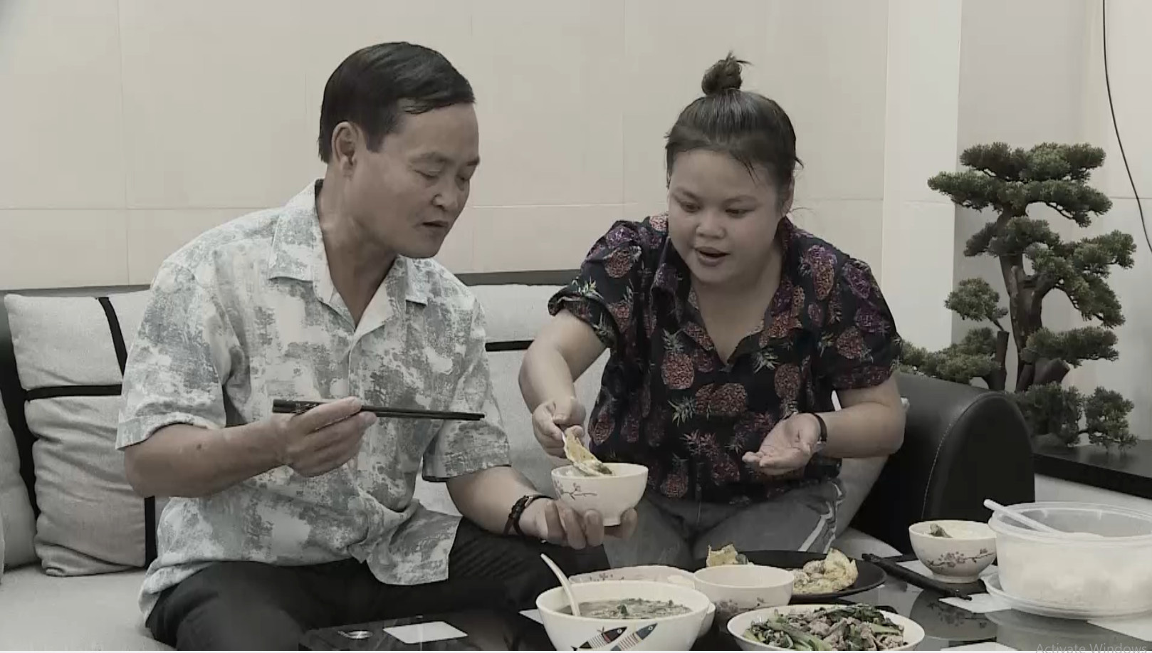 Con g&aacute;i nu&ocirc;i của NSND Ngọc Gi&agrave;u tiết lộ về tuổi thơ kh&ocirc;ng mẹ, sợ ba - Ảnh 5.