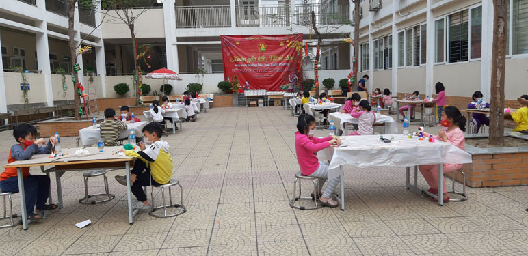 Chuyện cảm động nơi tuyến đầu dập dịch
