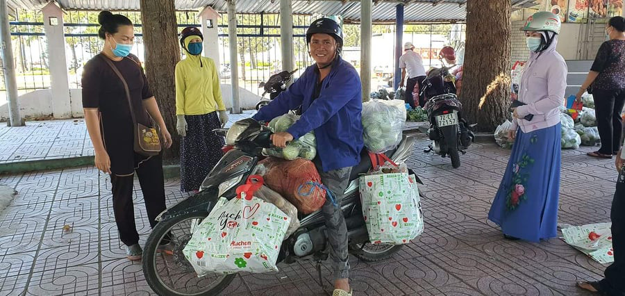 Trong 24 giờ, người dân Bà Rịa - Vũng Tàu "giải cứu" gần 60 tấn nông sản Hải Dương