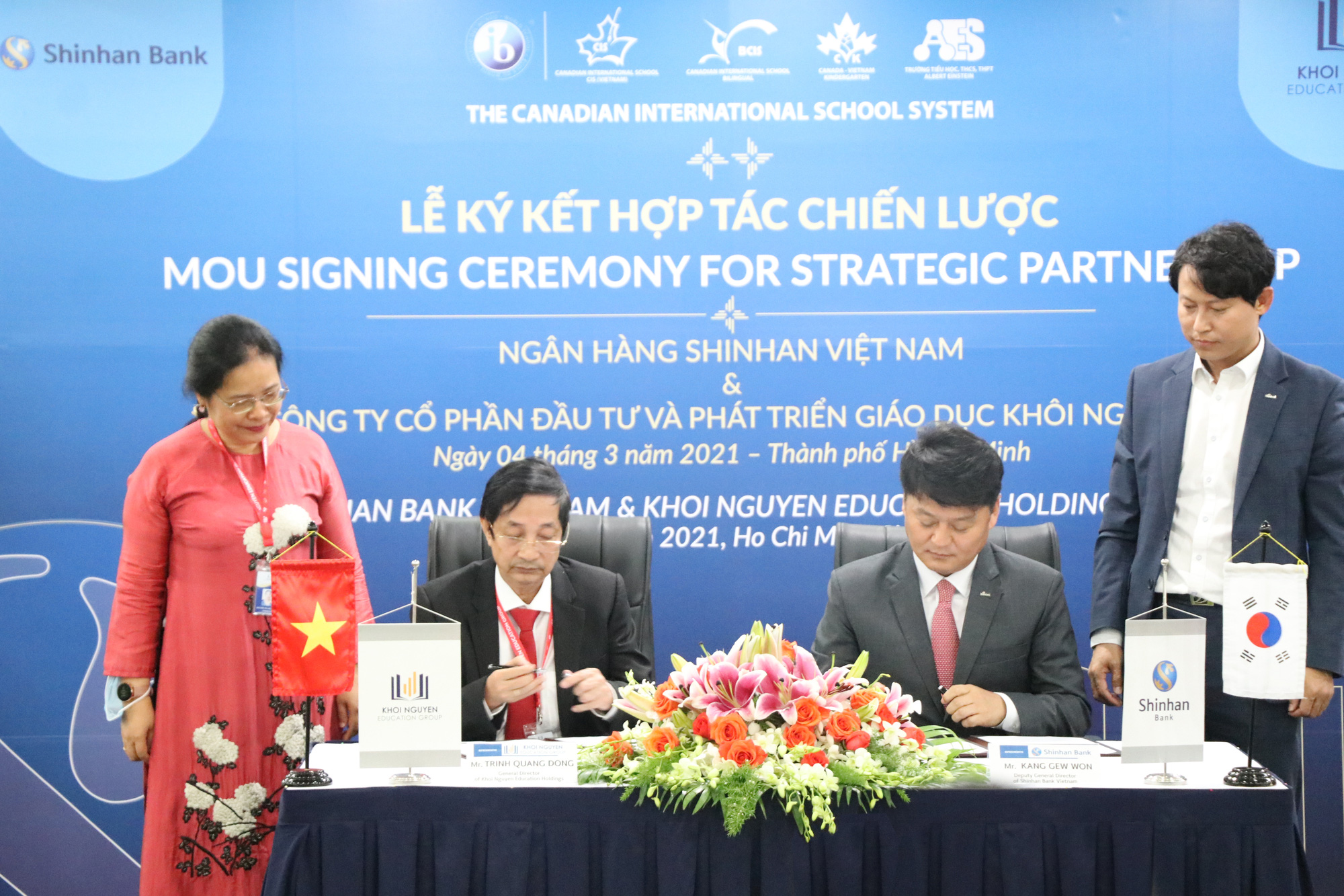 Một ngân hàng tham gia bảo lãnh học phí cho học sinh - Ảnh 1.