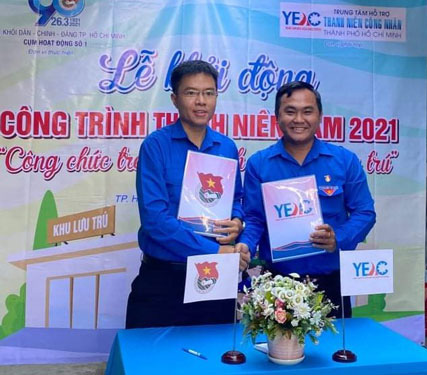 Phối hợp hỗ trợ công nhân khó khăn - Ảnh 1.