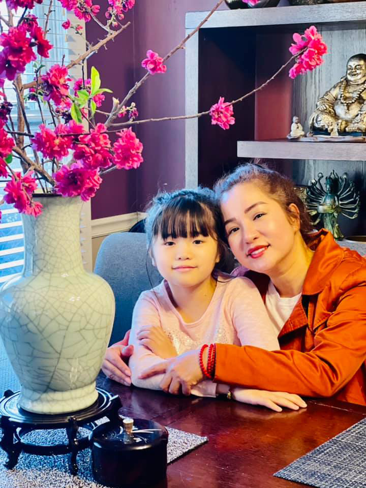 Nghệ sĩ Thúy Nga chia sẻ khó khăn với người vô gia cư tại Mỹ - Ảnh 4.