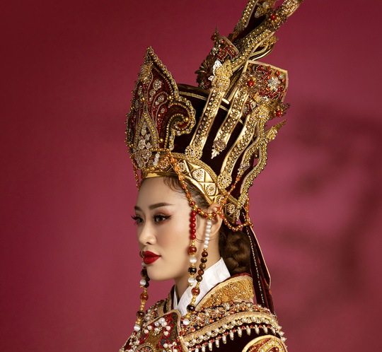 Hoa hậu Khánh Vân hoá thân thành Thái hậu Dương Vân Nga