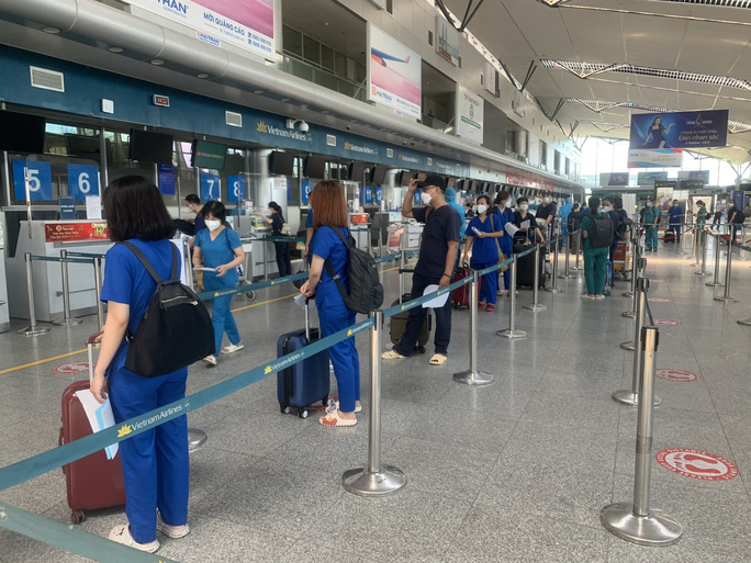 Phải tạo điều kiện cho người d&acirc;n đi lại - Ảnh 1.