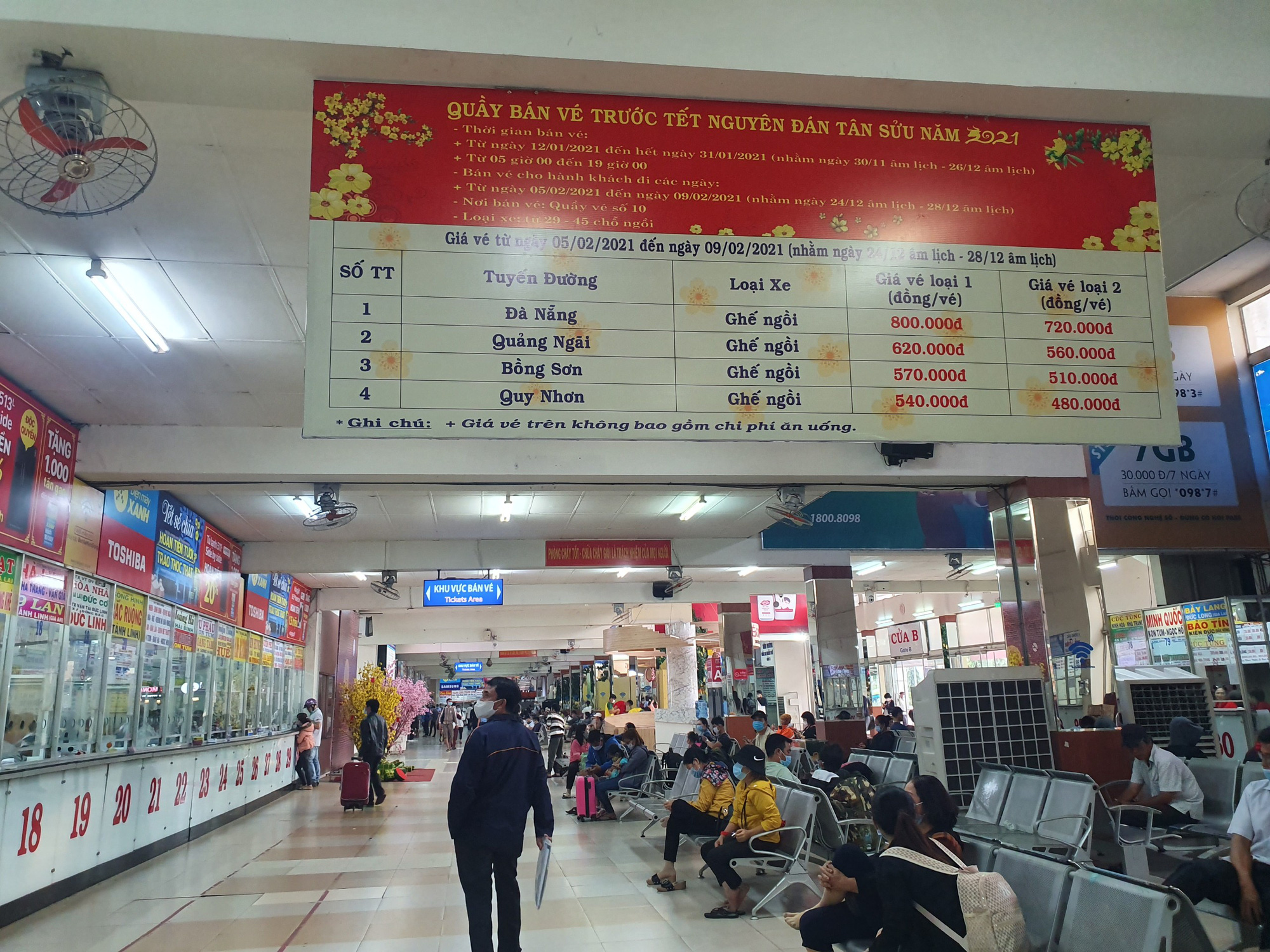 NÓNG: Ngày mai 13-10, TP HCM thí điểm cho xe khách hoạt động lại