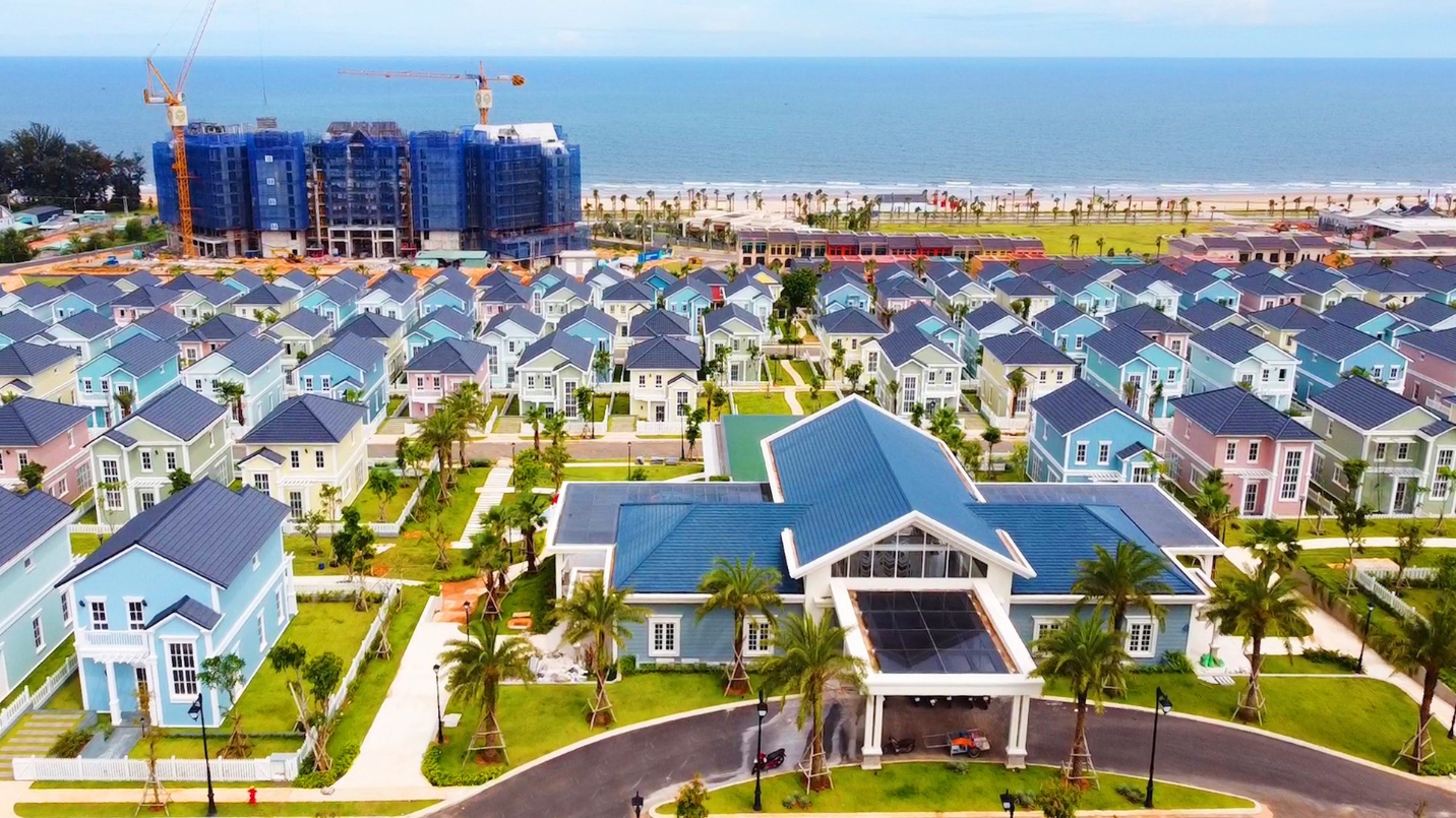 Diễn viên Tuấn Tú: “Tôi rất háo hức đi Phan Thiết sau dịch” - Ảnh 3. Diễn viên Tuấn Tú: “Tôi rất háo hức đi Phan Thiết sau dịch” - Ảnh 3.