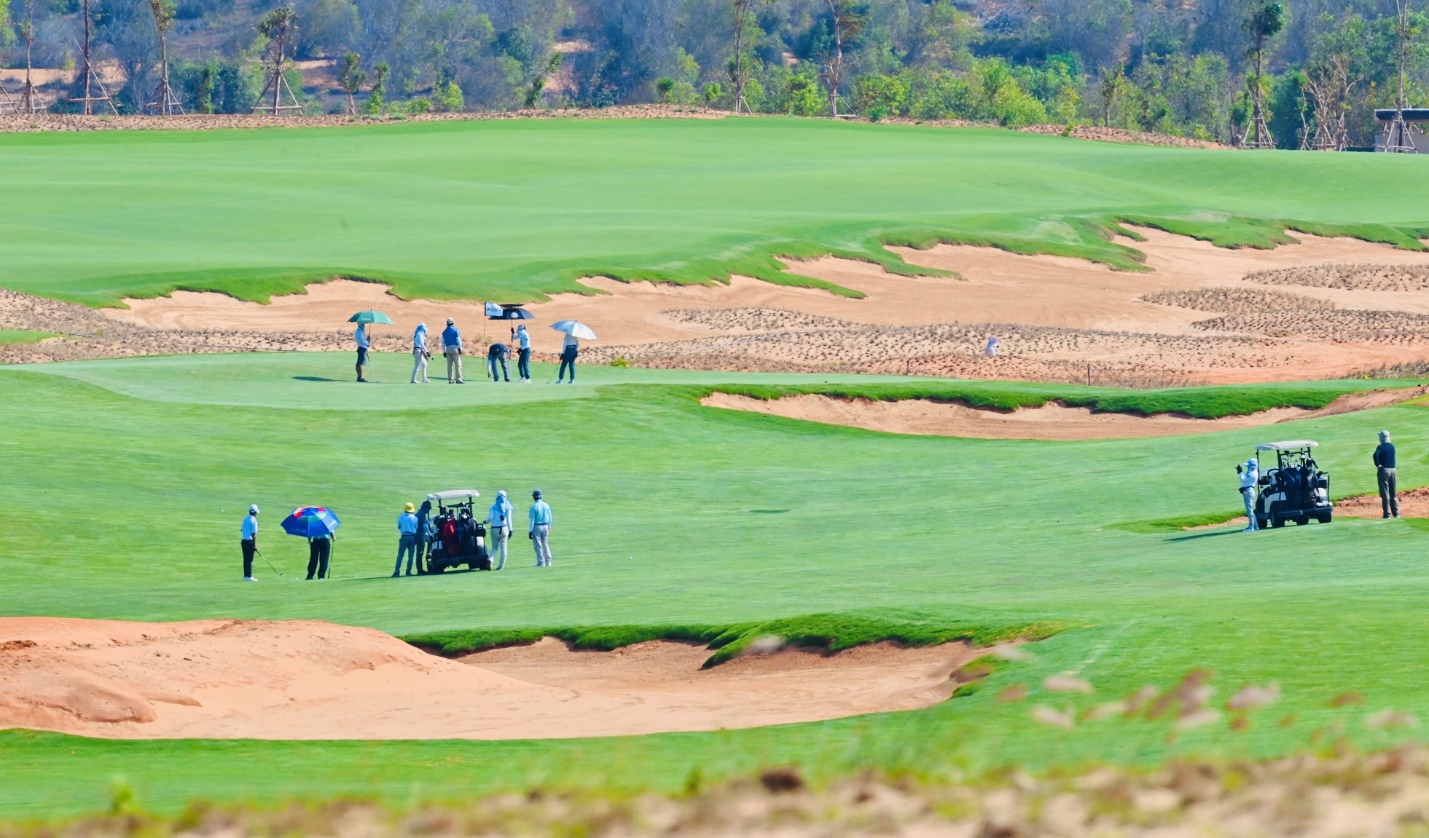 Diễn viên Tuấn Tú: “Tôi rất háo hức đi Phan Thiết sau dịch” - Ảnh 4. Diễn viên Tuấn Tú: “Tôi rất háo hức đi Phan Thiết sau dịch” - Ảnh 4.