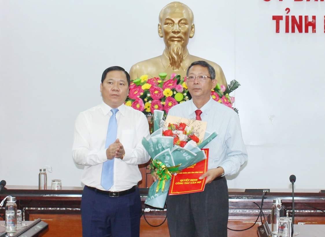 B&igrave;nh Định c&oacute; t&acirc;n gi&aacute;m đốc Sở Du lịch sau khi &ocirc;ng Nguyễn Văn Dũng mất chức v&igrave; chơi golf - Ảnh 1.