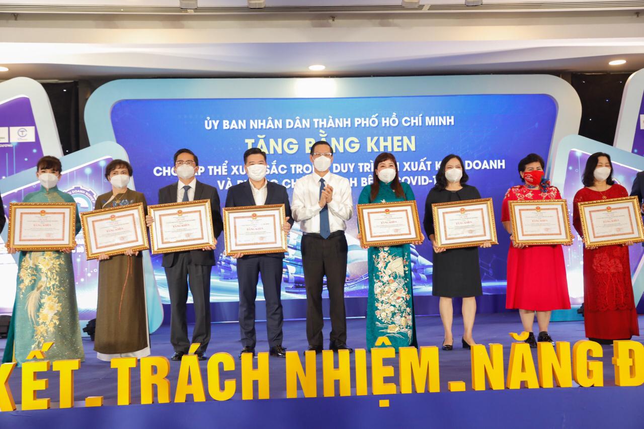 CT Group được UBND TPHCM tặng Bằng khen - Ảnh 1. CT Group được UBND TPHCM tặng Bằng khen - Ảnh 1.