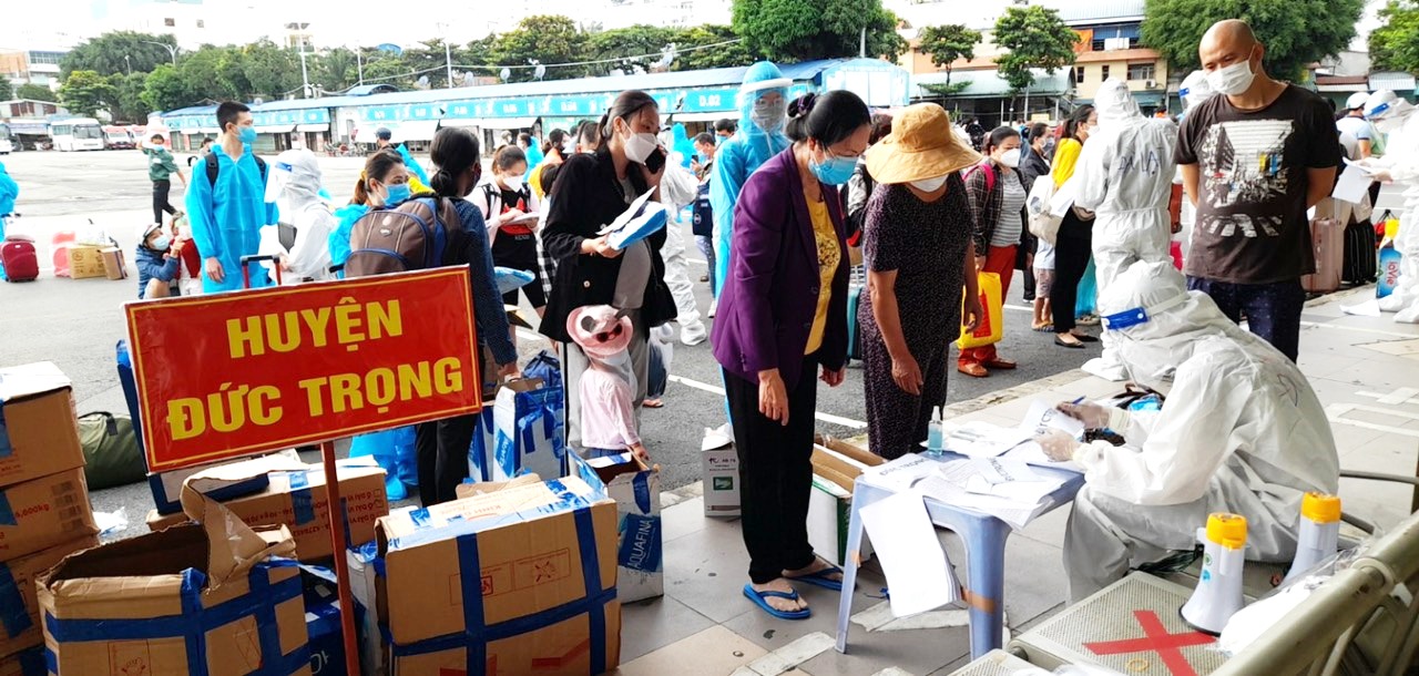 Người chưa tiêm vắc-xin Covid-19 đến Lâm Đồng không phải cách ly tập trung