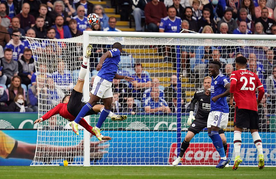 HLV Solskjaer thừa nhận đá kém, Man United thảm bại ở King Power - Ảnh 4.