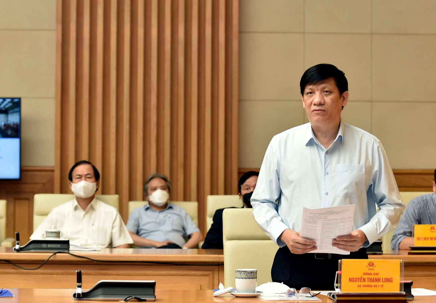 Thủ tướng y&ecirc;u cầu Thứ trưởng Bộ Y tế phải cập nhật t&igrave;nh h&igrave;nh dịch bệnh h&agrave;ng ng&agrave;y - Ảnh 1.