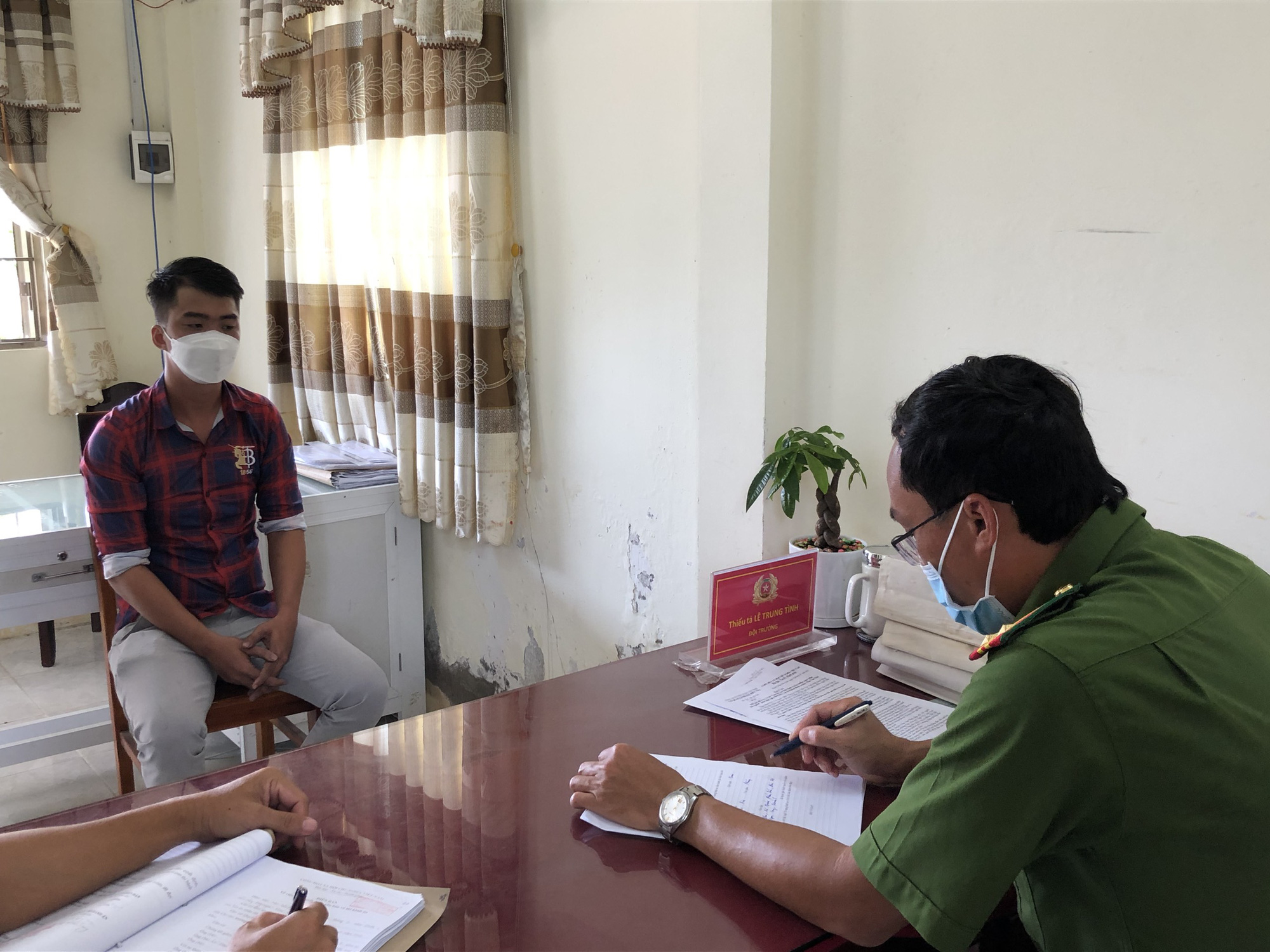 Gã trai khiến 5 người thân mắc Covid-19, phong tỏa 2 ấp - Ảnh 1.