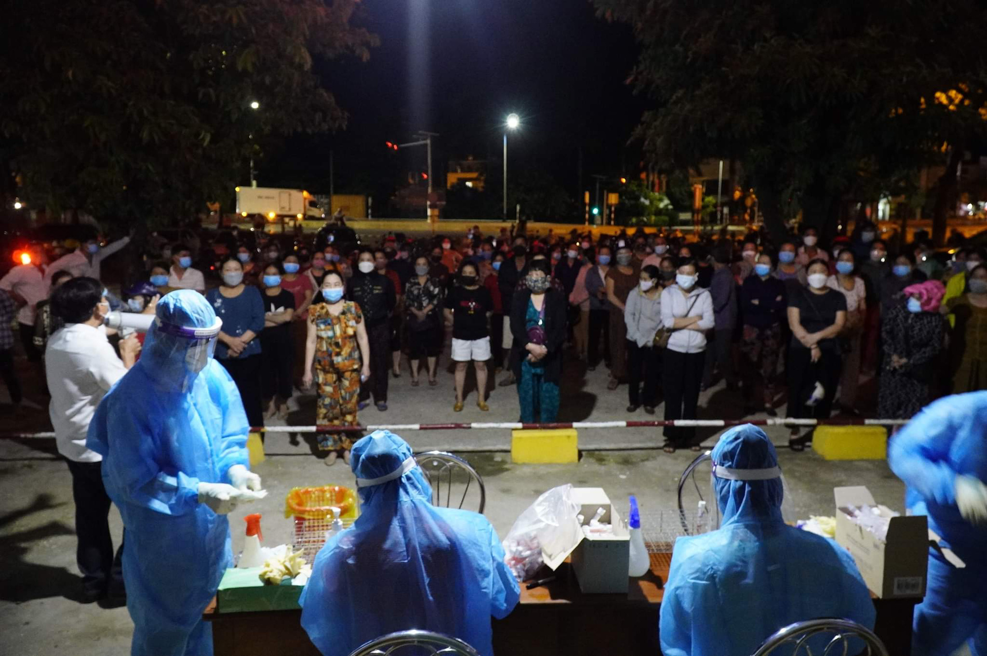Quảng Trị phát hiện 6 ca Covid-19 trong cộng đồng, ngụ cùng phường