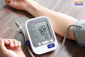 71 tuổi, từng bị sốc phản vệ, tiêm vắc-xin Covid-19 cần lưu ý gì?