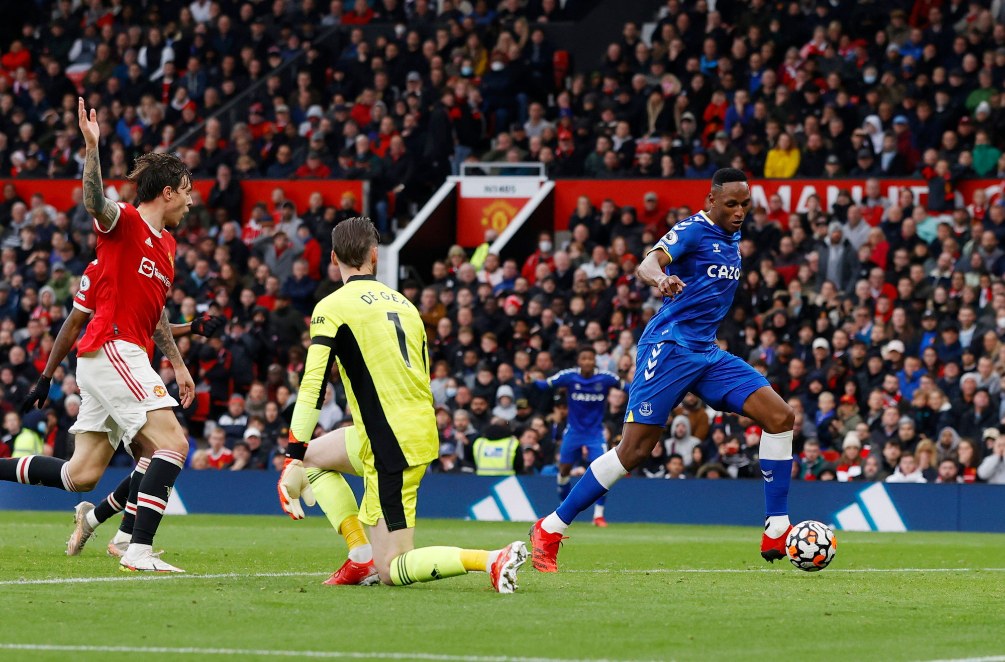 Ronaldo không ghi bàn, Man United chia điểm chật vật với Everton - Ảnh 10.