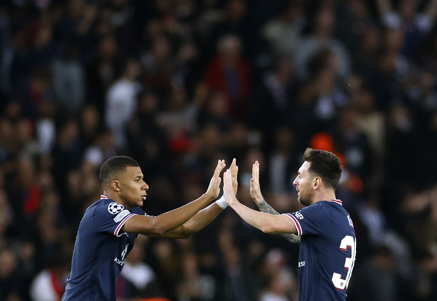 Messi lập cú đúp bàn thắng, PSG vững ngôi đầu bảng Champions League - Ảnh 7.
