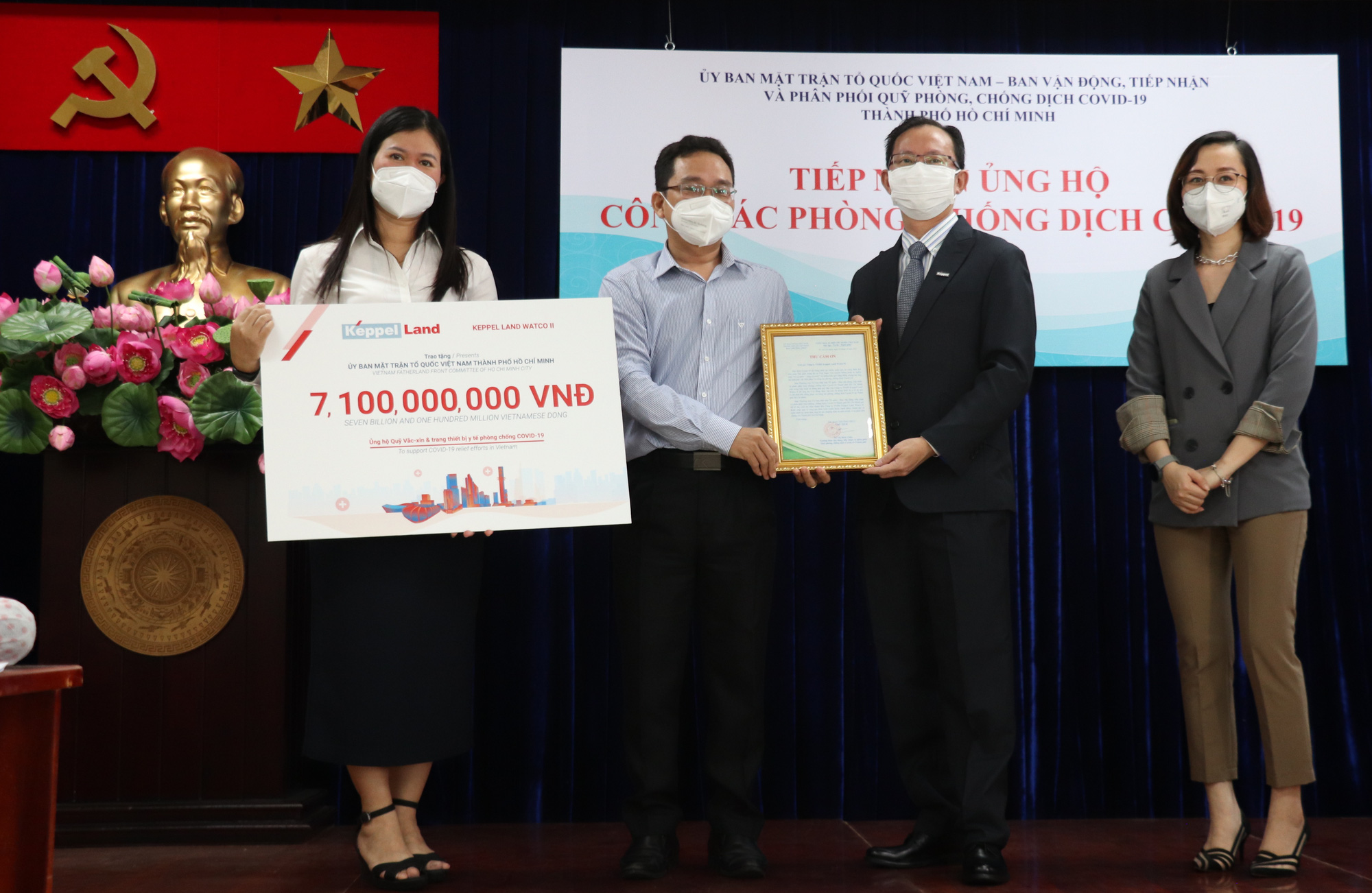 TP HCM đ&atilde; nhận được tiền, h&agrave;ng khủng ủng hộ cho c&ocirc;ng t&aacute;c chống dịch - Ảnh 3.