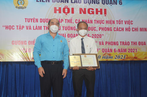 Tuyên dương CNVC-LĐ tiêu biểu