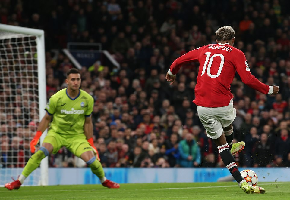 Ngược dòng điên cuồng ở Old Trafford, Man United đại phá Atalanta - Ảnh 6.