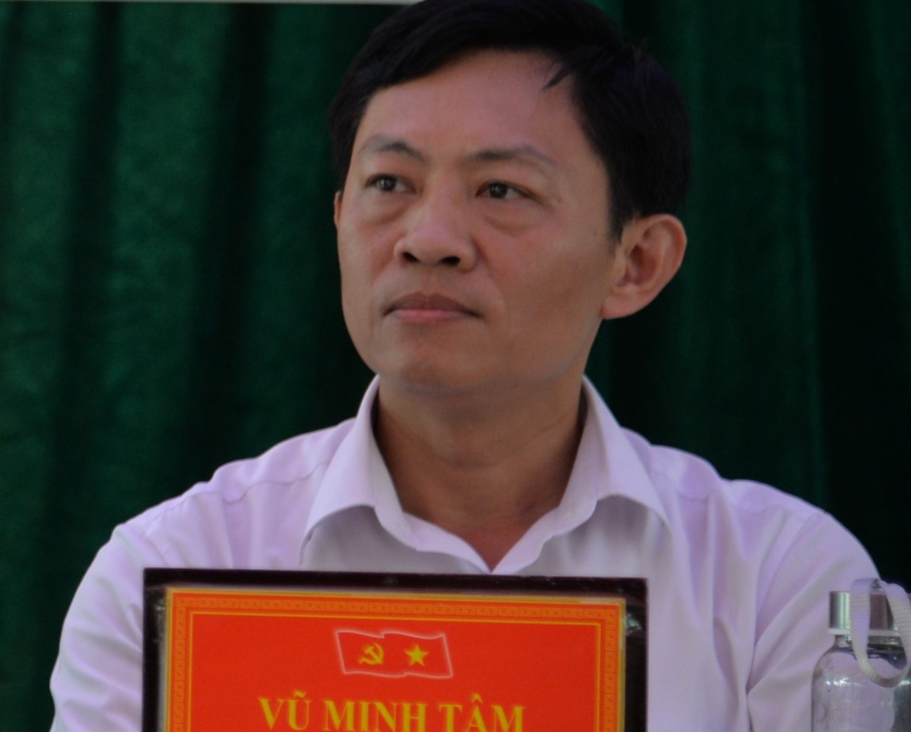 Chủ tịch thị xã giúp dân đi kiện