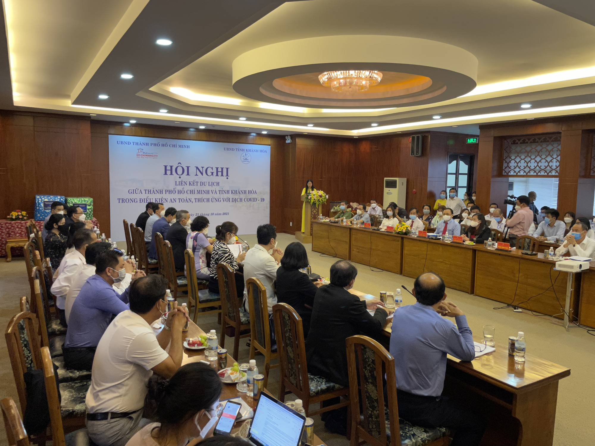 Thống nhất đưa kh&aacute;ch từ TP HCM đến Nha Trang từ ng&agrave;y 1-11 - Ảnh 2.