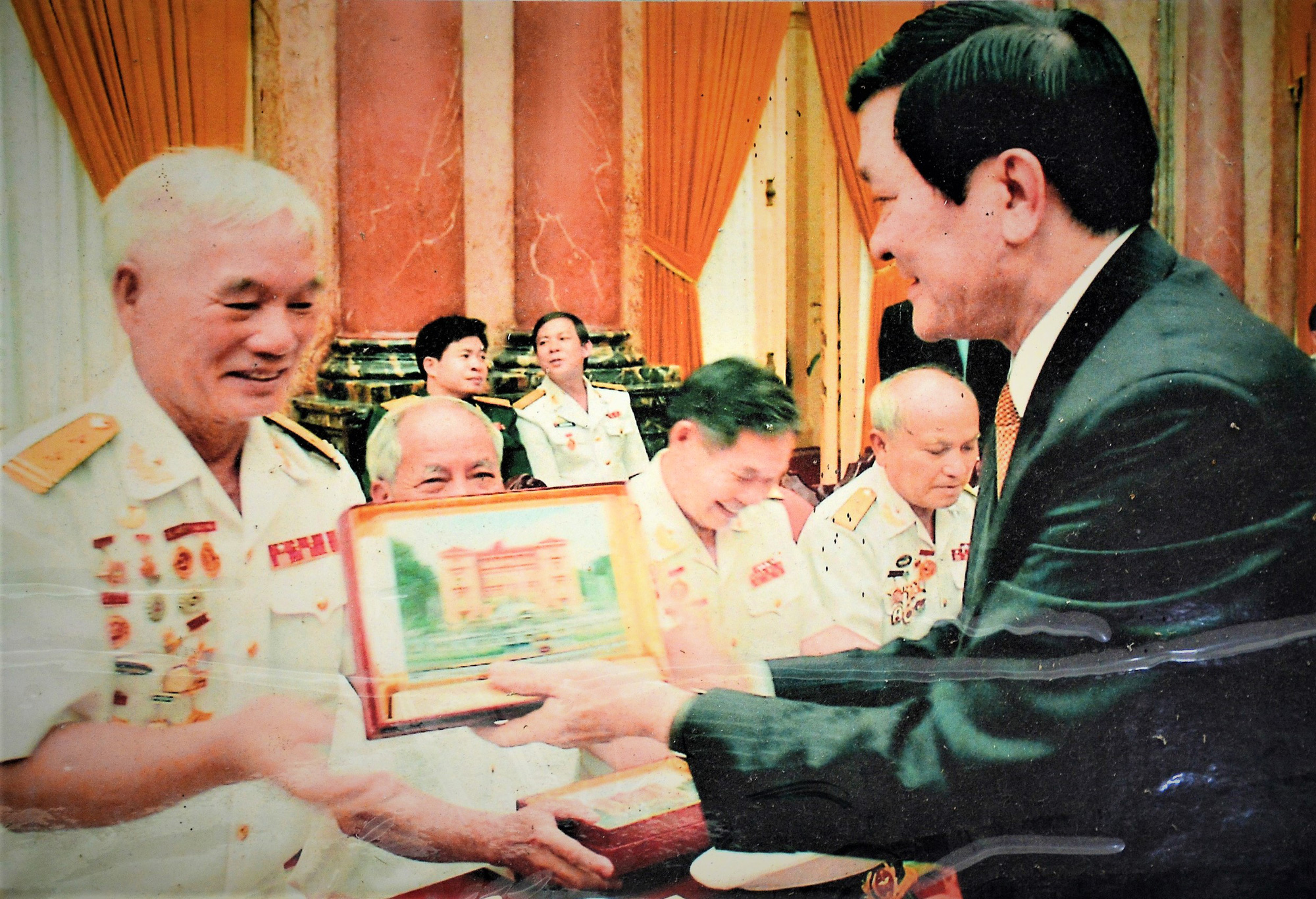 Đường Hồ Chí Minh trên biển - Kỳ tích thời đại (*): Góp phần vào thắng lợi cuối cùng - Ảnh 2.